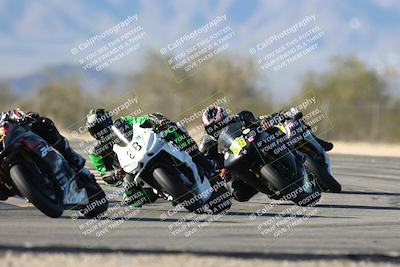 media/Dec-07-2025-CVMA (Sun) [[3e7d2de5dc]]/Race 12- Formula 40 MW and LW/